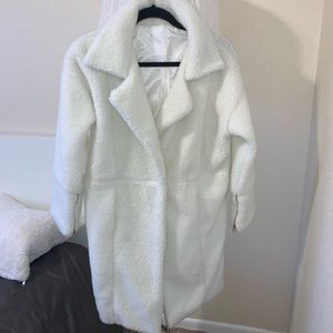 White long Sherpa coat